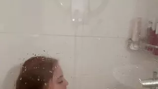 Fuck and Suck in the Shower