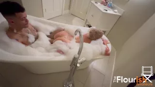 Bubble Bath Time with Veronica Cruz and Dexxx Blue