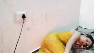 Chachi ki dudh daba kar jabar dasti choda