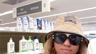 My College Roommate Got Me a Butt Plug to Fuck My Tight Ass