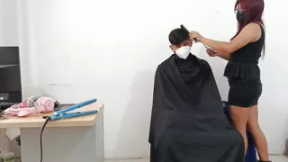 Hairdresser likes to fuck clients