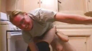 Hey, mature bitch likes to suck and get her facial