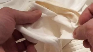 - Change the title, ejaculate (7th time) using an electric massage machine, and continue to sprinkle semen in white briefs.