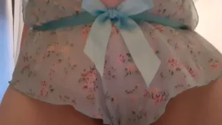 I feel sexy and. Playing with my eggs