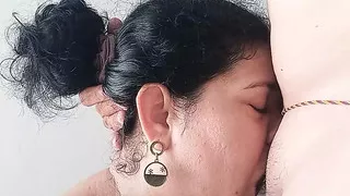 Esposa Mamando Delicioso