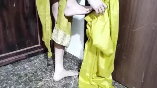 Bhabhi ko akela dekh kar dever ne chod diya