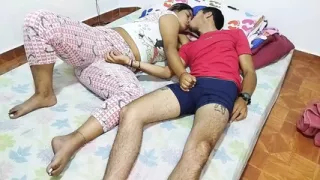 I fuck my girlfriend's friend while she prepares food Creampie - Hardcore Sex - Cuckold - Porn in Spanish