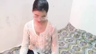 Bhabhi ko chodte chacha ne dekh liya