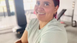 Beautiful redhead at the gym I invite her home and we end up fucking, I cum inside her beautiful pussy