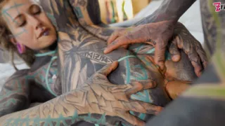 Tattoo girl ANUSKATZZ get fucked balls deep in her ass