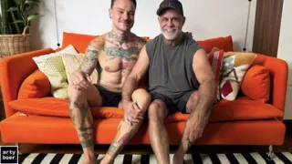 Arty Boer and Muscledaddyxxx Massage Remastered.