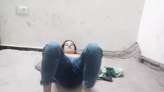 Bhabhi ko chodte big step brother ne dekh liya