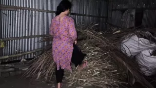 I see my cousin cleaning the house I hugged her from behind and started fucking her in the ass