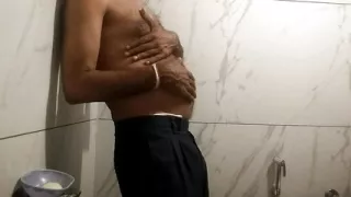 Fucked with a cock in the bathroom and pressed my nipples