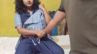 Bengali School Girl Ko Chodte Hue Uske Bf Ne Video Banaya MMS Sex Video