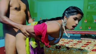 Sasur ji inserted the bara in the daughter-in-law's gard and sucked the bara and made her drink in the mouth.