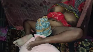 Desi hot bhabhi ki chut ke Pani nikala