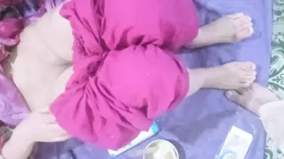 Desi House Wifes Pussy Hair Cutting Husband Shave to Wife Clean Shave the Hair