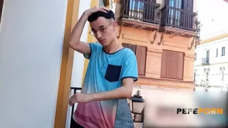 The biggest tits you'll see today! Jennifer Dominic has a good time with a young guy