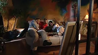 Web-cam girls-Ragazze in Web-cam Sc 5 full threesome scene