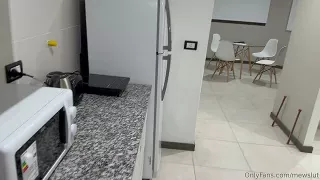 POV Deep Throat für das brünette Flittchen