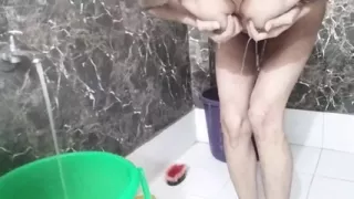 Muslim girl ko akele dekh kar paise dekar chod diya