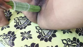 Tamil girl vegetable training for my girlfriend