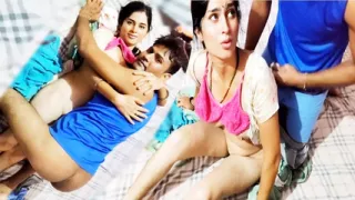 Saree Pahna Kar Hot Sexy Desi Indian Bhabhi Ki Chudai, Dost Ki Stepsister Ko Ghar Bulakar Bade Desi Lund Se Chudai Ki.