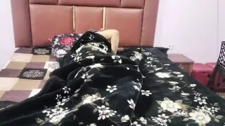 Pair dbane ke bahane step daughter ne apna bur chodbaya