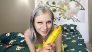 I Am a Skinny Blonde Who Loves to Ride a Banana and Squirtin