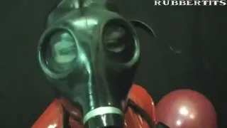 Dildodollz: Lesbian Heavy Rubber