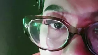 Playing dark-dark colmek dildo