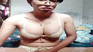 Asian Trans TS Needs to Cum