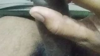 Bathroom me muth marta hu desi boy