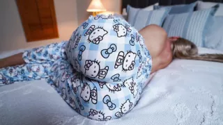 Step Mom Wakes up to Hard Cock of Step Son He helps MILF to cum quick