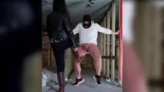 Mitten in die Sklaveneier