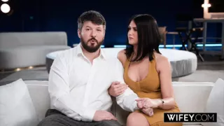 WIFEY Hubby Watches As His Horny Wife Sienna Rae Gets Double Penetrated In Front Of Him