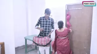 Desi Indian Bhabhi Fucks Stranger