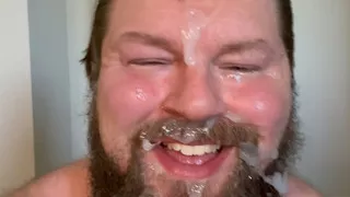Bodybuilder Dripping With Cum From Multiple Facials