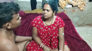 The neighbor brother-in-law made the sister-in-law naked and inserted a finger in her pussy