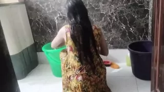 Muslim girl ka bathroom MMS video viral