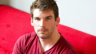 Dustin Holloway On Display - Bro Network