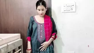 Naukrani ko ghar me band kar ke jabar dasti pel diya