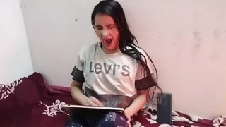 Chachi ko kapde utaar te dekh liya