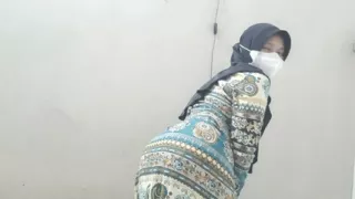 Beautiful teacher big ass yet horny