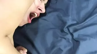Waking up the neighbors with rought anal sex