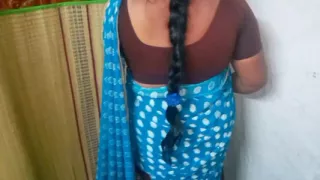 Long hire Indian Aunty nice boobs show