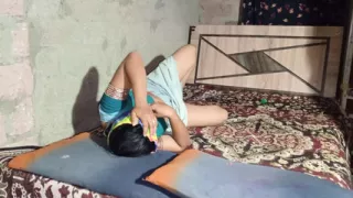 Bhabhi ko raat me jor se chudhai in house Hindi audio.