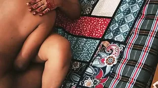 Curvy bis ass young desi bhabi seduce to sexy debor -asiaprime