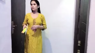 College girl ko hostel ke bathroom me choda